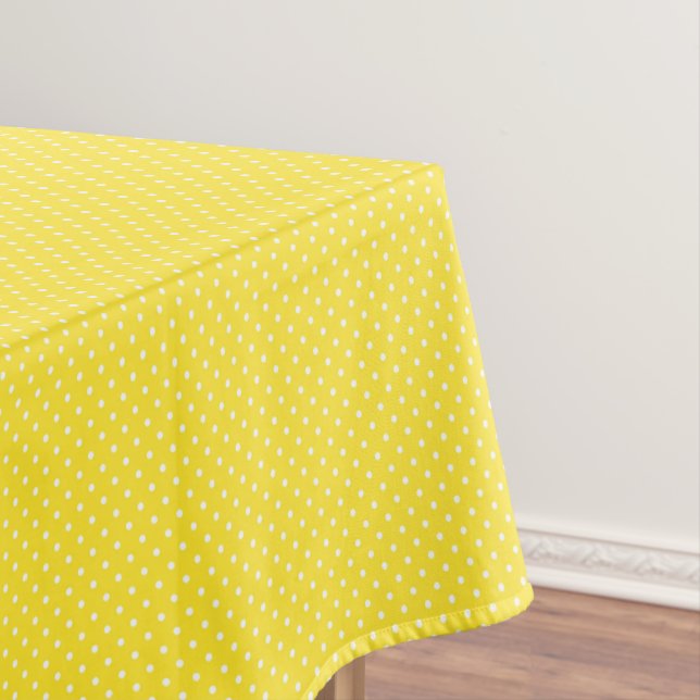 Mantel Yellow and White Polka Dots (In Situ)