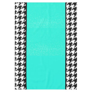 manteles de cuadros verde azulados, negros y blanc