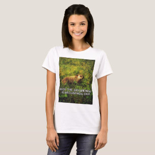 Mantén el Groundhog en la camiseta del Día del G