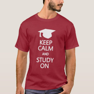 Mantener la calma y estudiar en la camisa - elegir