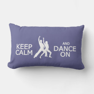 Mantener la calma y la danza en la almohada de lan