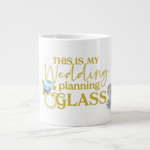 Mantenga o diseñe su propia taza de café gigante