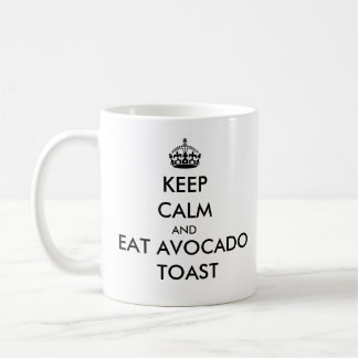 Mantenga tranquilo y coma la taza de la tostada