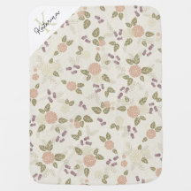 Bebé con leche con flores