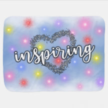 Inspirándose en blanco y negro con corazón y estre