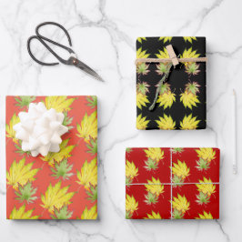 Maple japonés sobre conjunto de papel de envolver