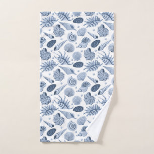 Maravillas dibujadas a mano azul en blanco