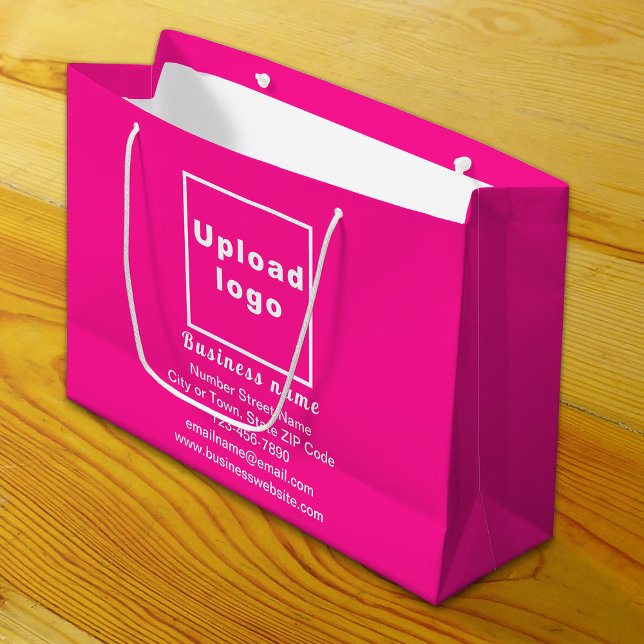 Marca comercial en bolsa de regalo rosa de gran ta (Build brand name awareness. Your business brand on pink large gift bag.)
