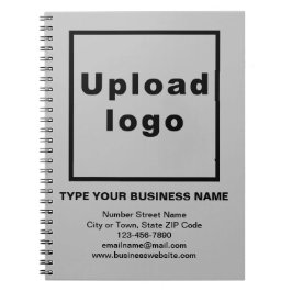 Marca comercial en cuaderno gris