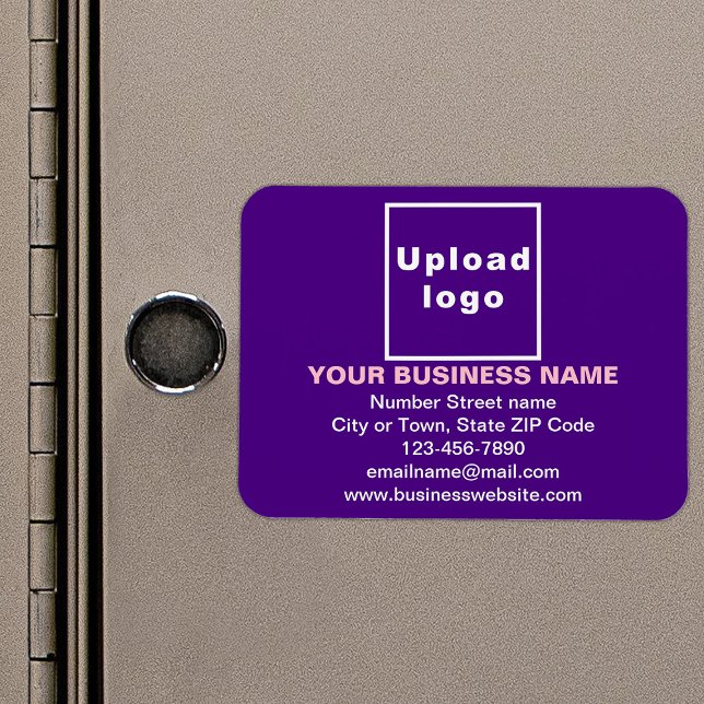 Marca Comercial en Imán Flexible Rectangular Morad (Your business brand on purple rectangle flexible magnet as marketing material.)