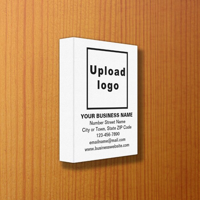 Marca comercial en la impresión de lienzo blanco (Subido por el creador)