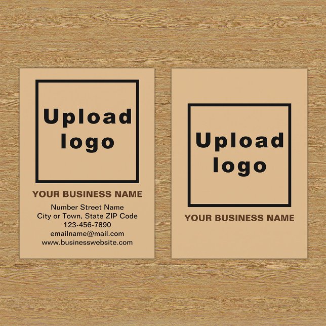 Marca comercial en tarjeta de retrato marrón peque (Front and back of the light brown business card with your brand)