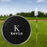 Marcador Para Pelotas De Golf Nombre inicial del monograma negro personalizado<br><div class="desc">El monograma y el nombre del hombre crean su propia plantilla de equipo de golf en blanco y negro simple. Puede cambiar los colores de fondo y texto seleccionando la opción personalizar. Puede ser un regalo especial para un novio amante del golf, marido, hijo, padre, novio, hombre mejor para un...</div>