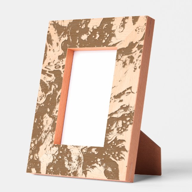 Marco original. (Izquierda)