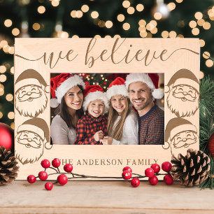Marcos Grabados Adorno Navideño con Apellido de Familia We Believe