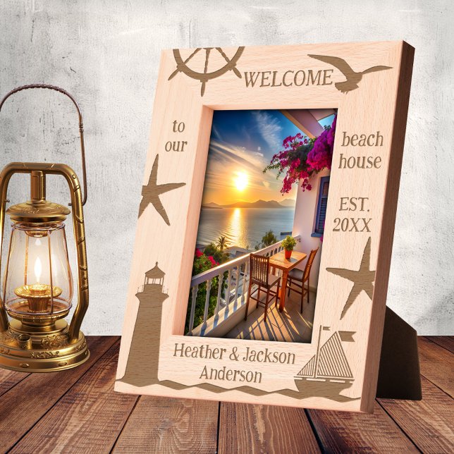 Marcos Grabados Costa de la Casa de Playa Náutica (Beach house etched picture frame featuring a nautical design with sailboat, seagull and lighthouse)