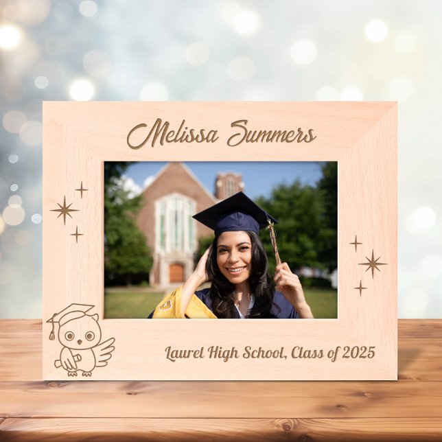 Marcos Grabados Desplazamiento de Gorra de graduación de búho 7x5 (Subido por el creador)