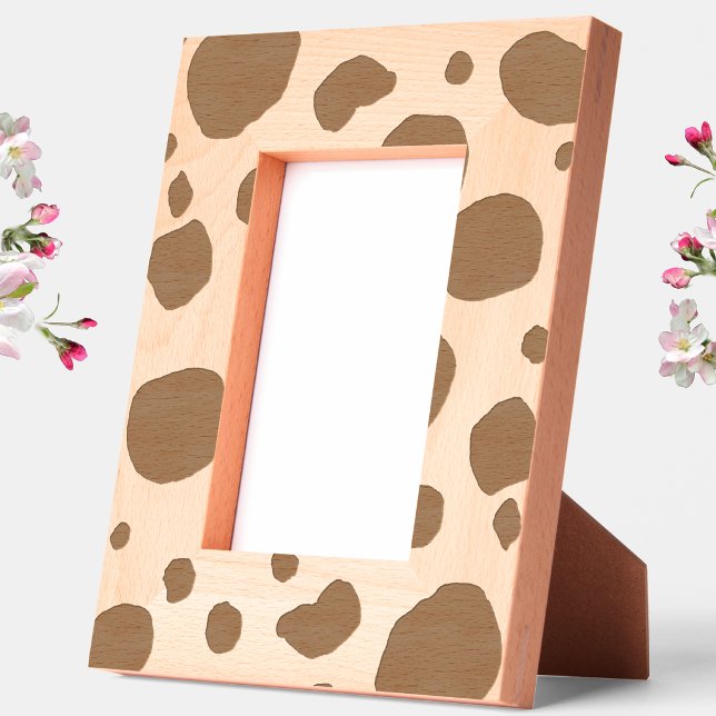 Marcos Grabados Diviértete con estampado de manchas de vaca occide (Fun modern cow print abstract etched wooden photo frame)