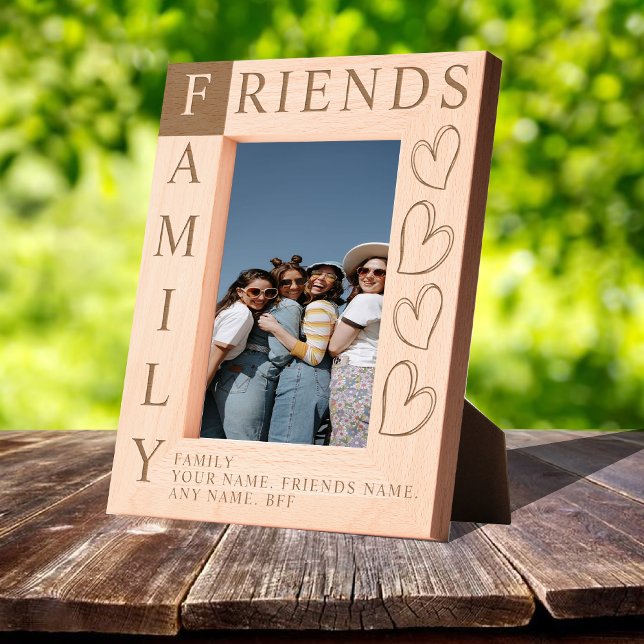 Marcos Grabados Friends are Family Rustic Wooden Photo frame (Friends are Family Rustic Wooden Photo frame Engraved Frames)
