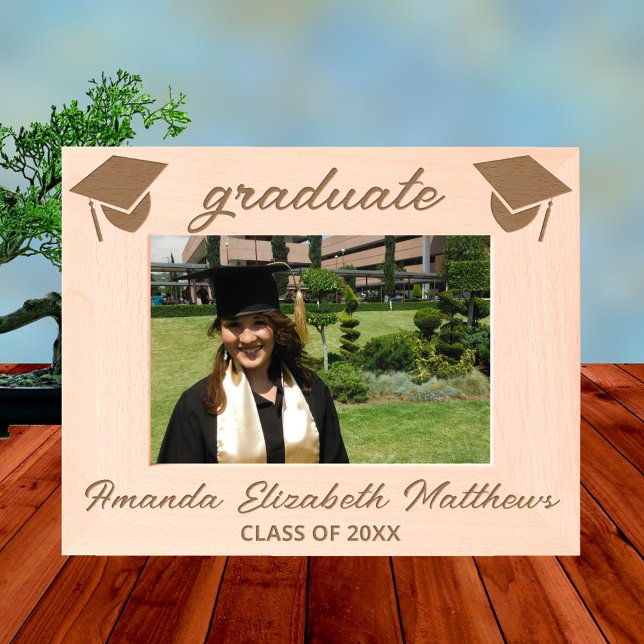 Marcos Grabados Guión simple 7x5L Elegante Moda Graduación Imagen (Add your graduate's details to this simple script engraved graduation picture frame)