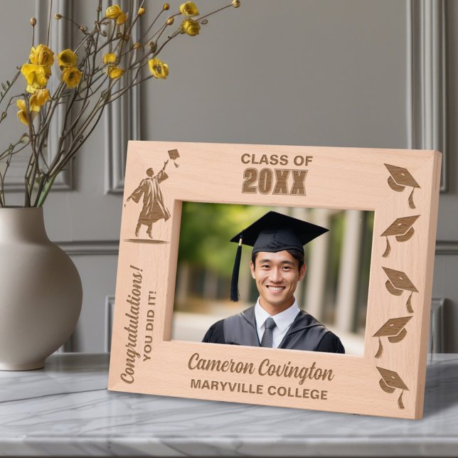 Marcos Grabados Nombre de graduación personalizado, escuela/univer (Subido por el creador)