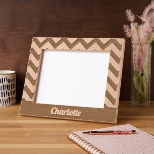 Marcos Grabados patrón de chevron amarillo y negro personalizable