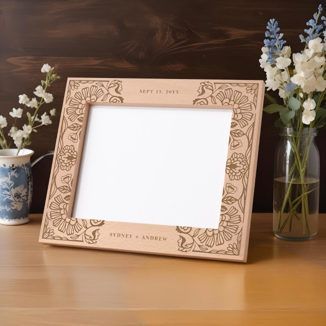 Marcos Grabados Patrón de hojas florales Parejas Nombre Boda Keeps (Floral Leaf Pattern Couples Name Wedding Keepsake Etched Frames
)