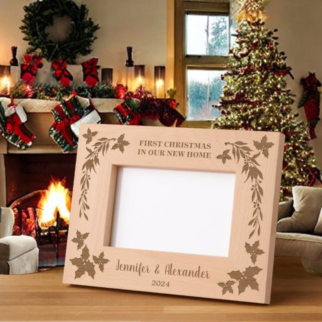 Marcos Grabados Primera Navidad rústica en nuestro nuevo hogar mon (Create your own Rustic First Christmas in our new home, monogrammed Etched Frame.)