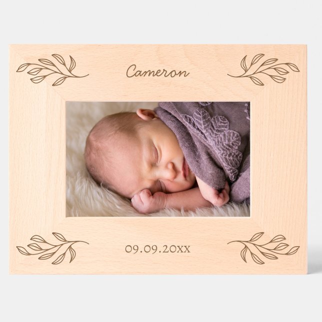 Marcos Grabados Recién nacido Nombre personalizado Fecha de las ho (New baby personalized name and birth date botanical leaves etched wooden photo frame)