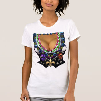 Mardi Gras Vest con una camiseta con perlas