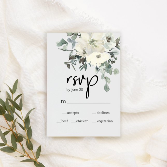 Marfil White Roses Floral Wedding RSVP (Subido por el creador)