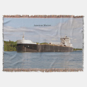 Mariner norteamericano lanza manta