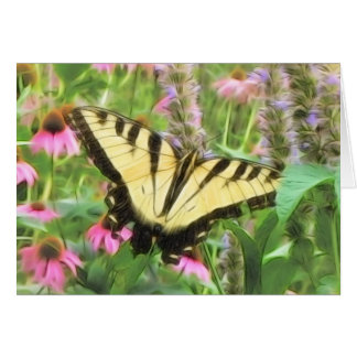 Mariposa amarilla de Swallowtail en jardín del