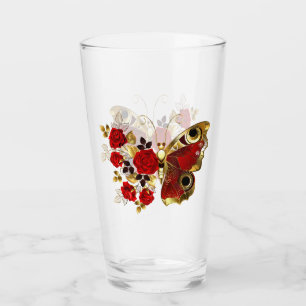 Mariposa de flor roja con rosas rojas