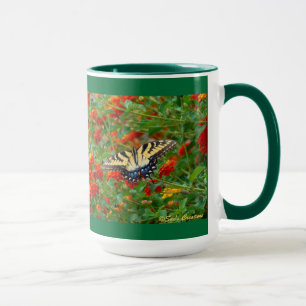 Mariposa entre las tazas de café del Lantana