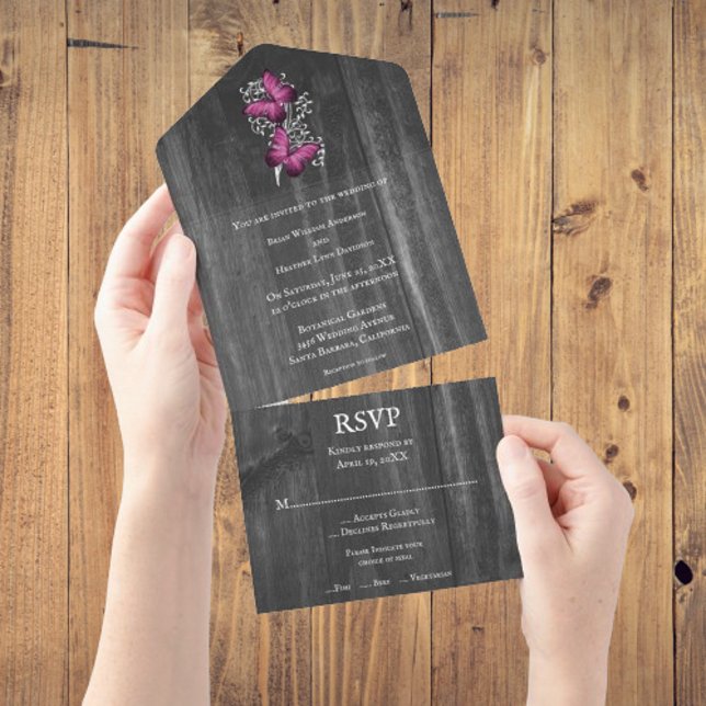 Mariposa magenta rústica todo en una invitación de (Magenta Rustic Butterfly All In One Wedding Invite)