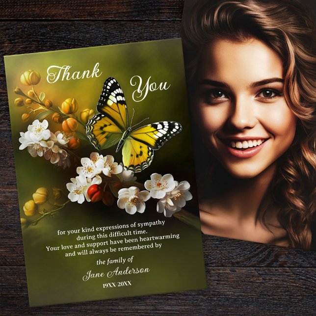 Mariposa Simpatía Foto Gracias Tarjeta (Sympathy Thank You card featuring a painting of a butterfly and a custom photo - in loving memory)