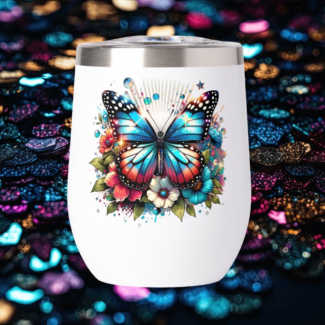 Mariposa y flores azules de bonito (Subido por el creador)