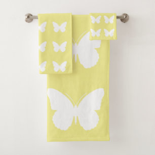Mariposas blancas en amarillo de mantequilla