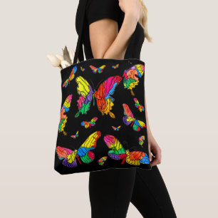 Mariposas cortas y coloridas en la bolsa