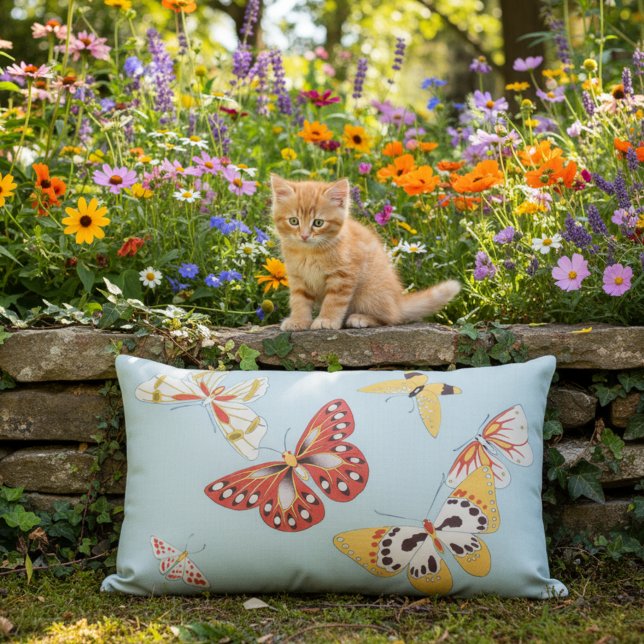 Mariposas japonesas vintage almohada exterior (Blue outdoor pillow with butterflies!)
