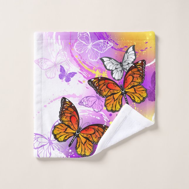 Mariposas monarcas en fondo morado (Toallita)