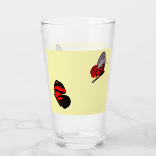Mariposas rojas Vidrio de bebida
