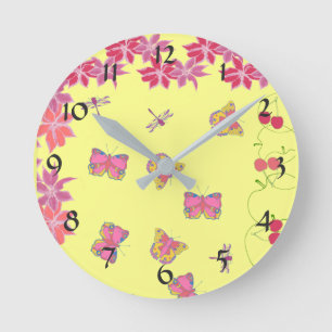 Mariposas y Dragonflies reloj de pared