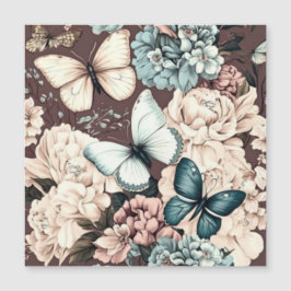 Mariposas y flores marrones