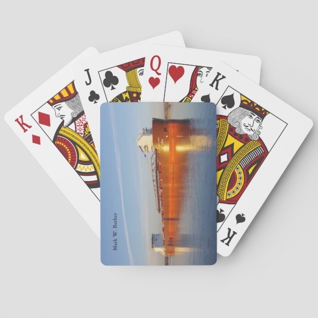 Mark W. Barker jugando cartas (Reverso)