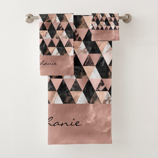 Mármol negro | Monograma de oro blanco y rosa (In situ)