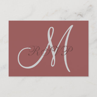 Marsala Elegant Wedant RSVP Card con Monograma