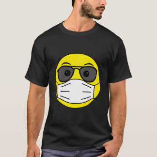 Máscara Encima De La Máscara Médica De La Camiseta