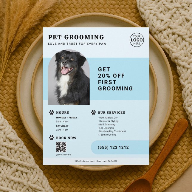 Mascota Grooming Photo QR Code Blue Flyer (Subido por el creador)